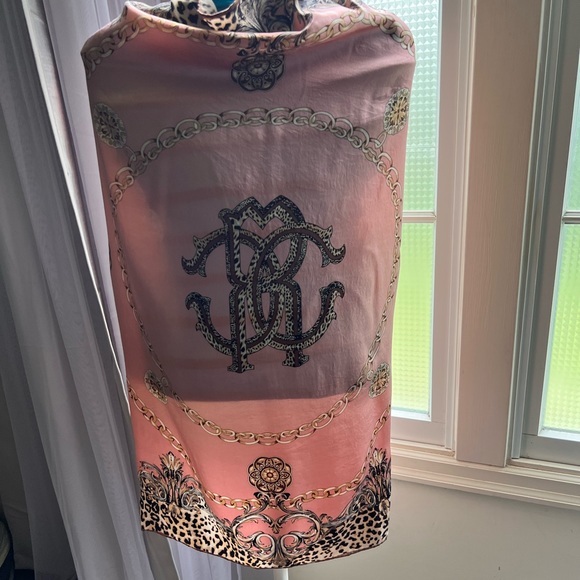 Roberto Cavalli Scarf. 100% Silk. Made in Italy. - Picture 12 of 16
